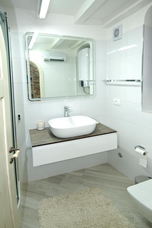 Apartment Sanjin With Sea View Baška Eksteriør bilde