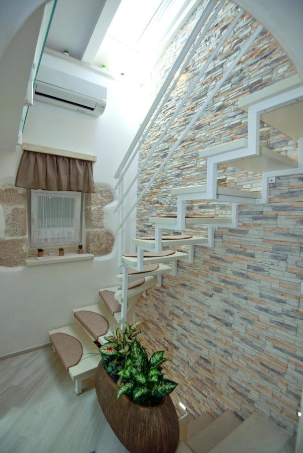 Apartment Sanjin With Sea View Baška Eksteriør bilde